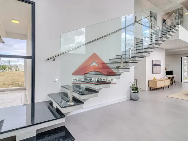 Casa com 250m² 3 quartos e 1 banheiro, à venda, no bairro Jardim das Flores em São José dos Campos
