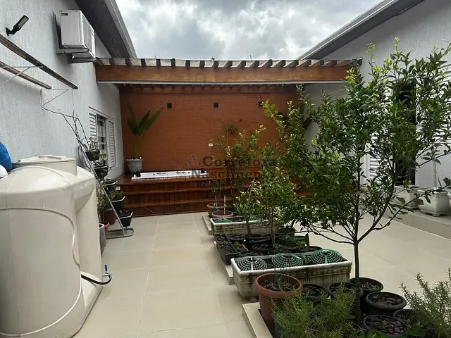 Casa com 345m² 5 quartos e 5 banheiros, à venda, no bairro Jardim America em Jacareí
