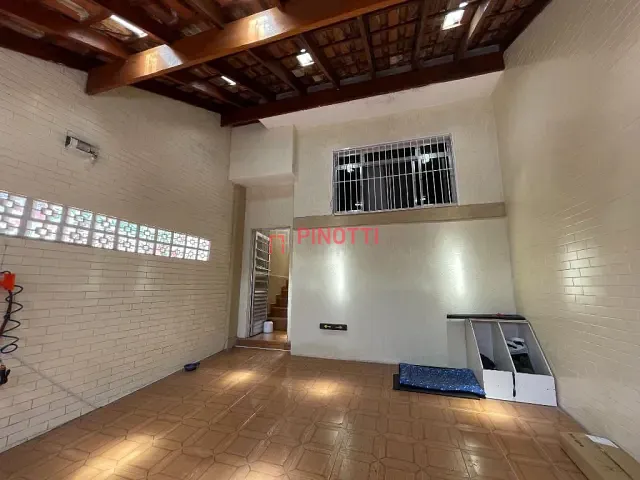 Casa 2 quartos e 1 banheiro, à venda, no bairro Alves Dias em São Bernardo do Campo
