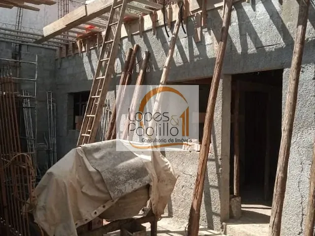 Casa com 300m² 3 quartos e 1 banheiro, à venda, no bairro Jardim América em Atibaia