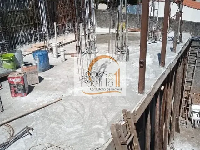 Casa com 300m² 3 quartos e 1 banheiro, à venda, no bairro Jardim América em Atibaia