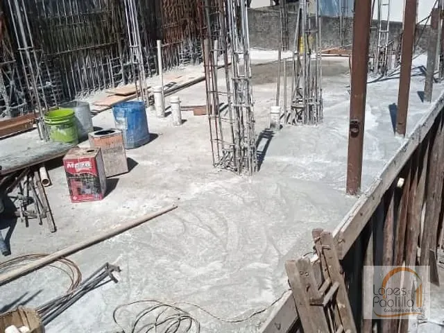 Casa com 300m² 3 quartos e 1 banheiro, à venda, no bairro Jardim América em Atibaia