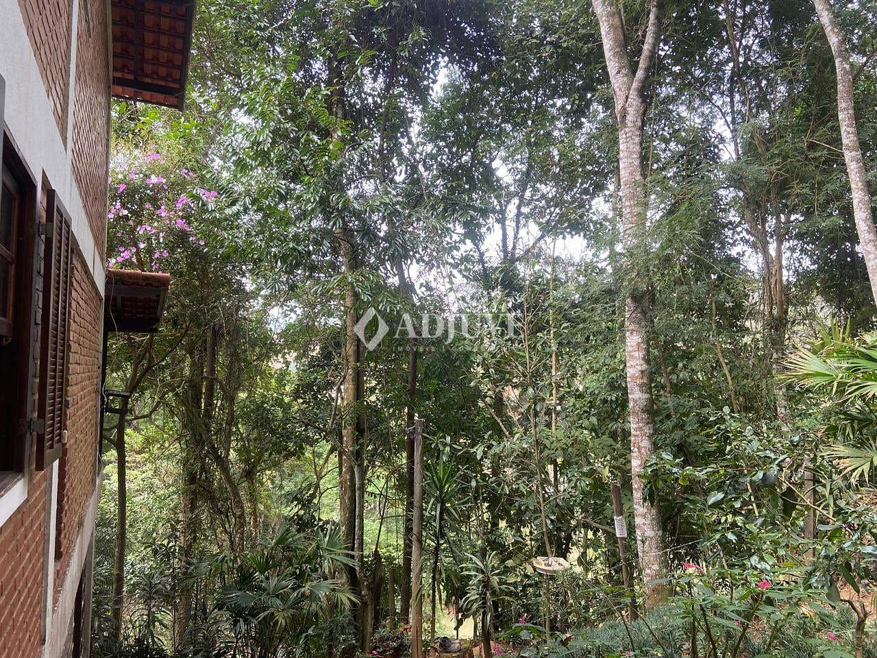 Casa à venda com 4 quartos, 219m² - Foto 34