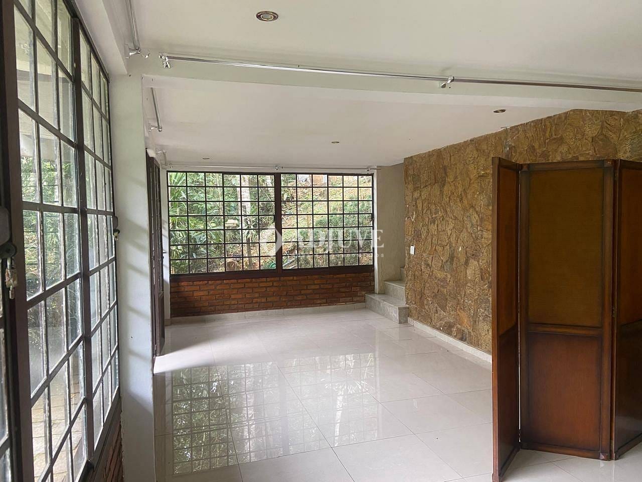 Casa à venda com 4 quartos, 219m² - Foto 21