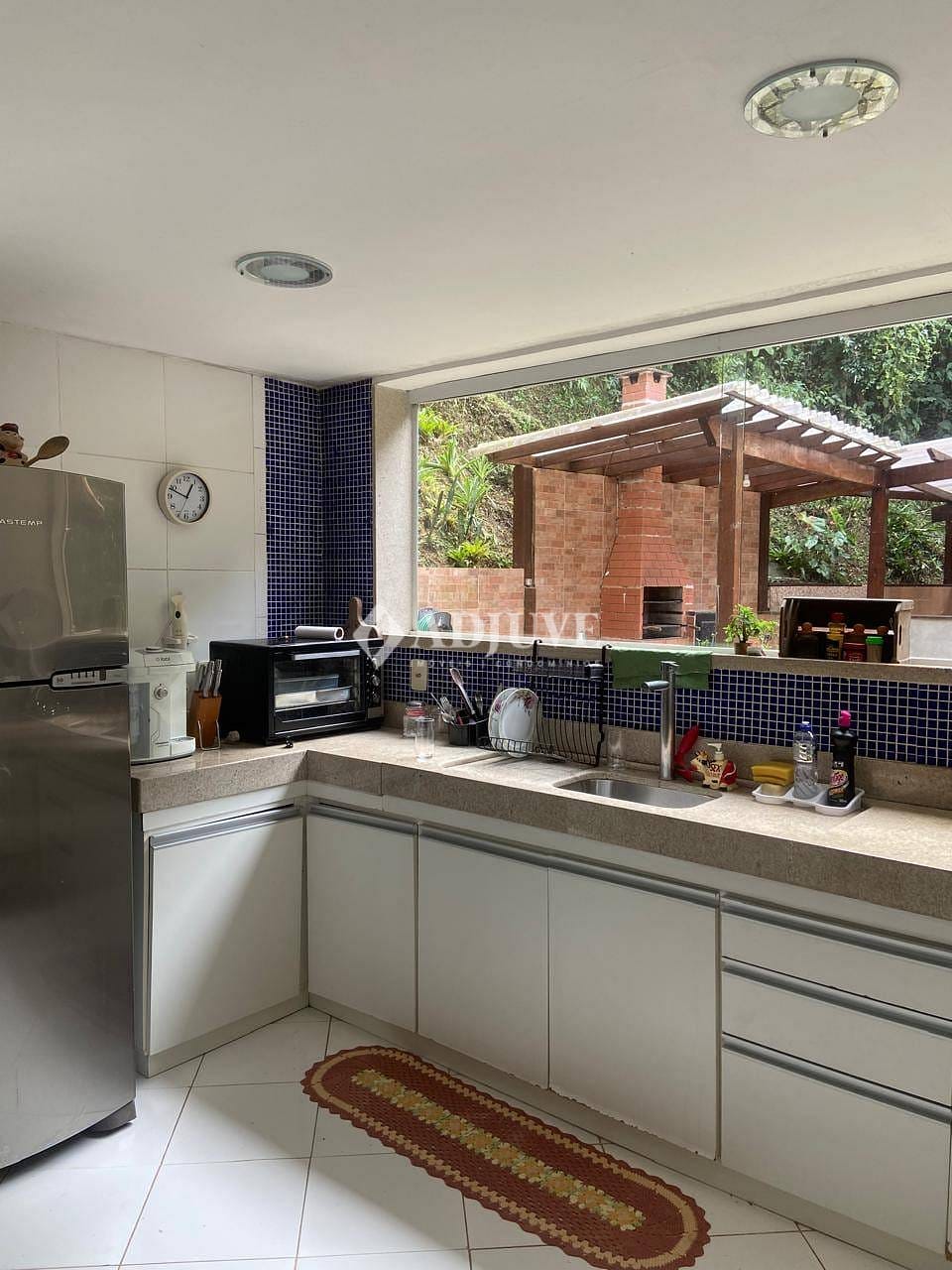 Casa à venda com 4 quartos, 219m² - Foto 22