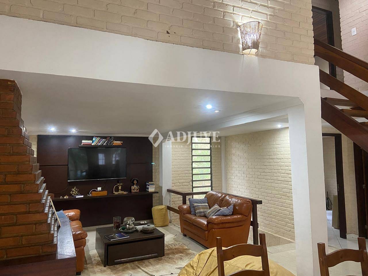 Casa à venda com 4 quartos, 219m² - Foto 31