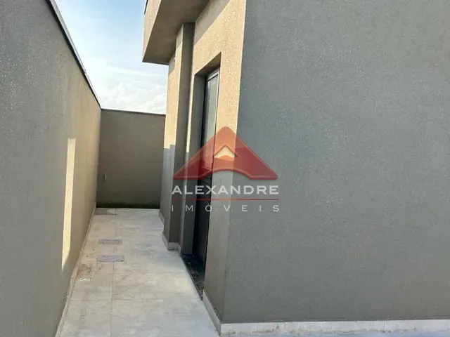 Casa com 250m² 3 quartos e 1 banheiro, à venda, no bairro Jardim das Flores em São José dos Campos