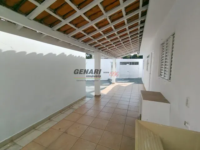 Casa com 180m² 1 quarto e 2 banheiros, para alugar, no bairro Parque Residencial Indaia em Indaiatuba