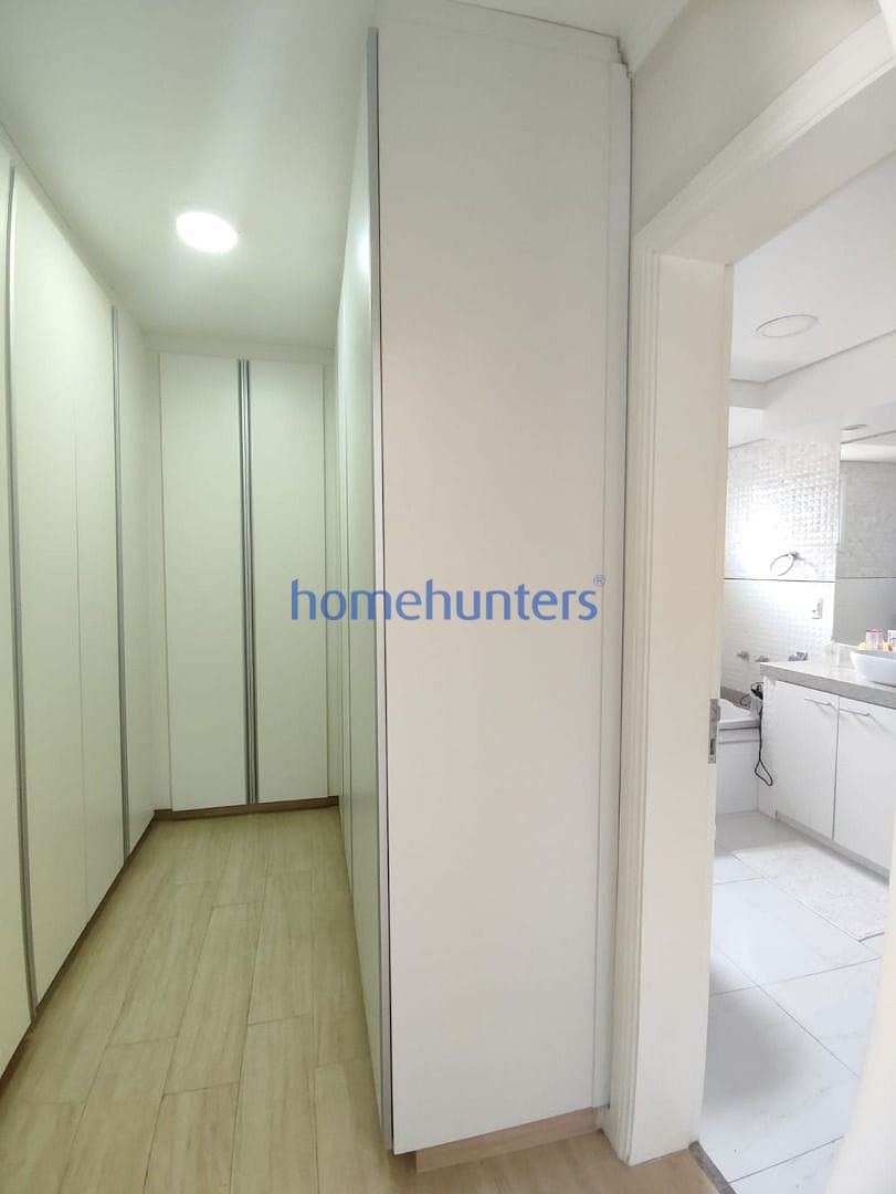 Casa à venda com 4 quartos, 320m² - Foto 14