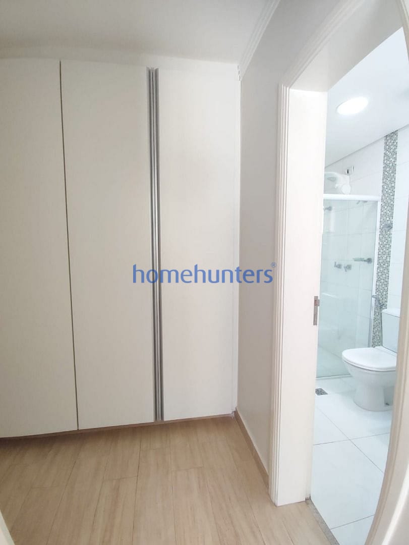 Casa à venda com 4 quartos, 320m² - Foto 18