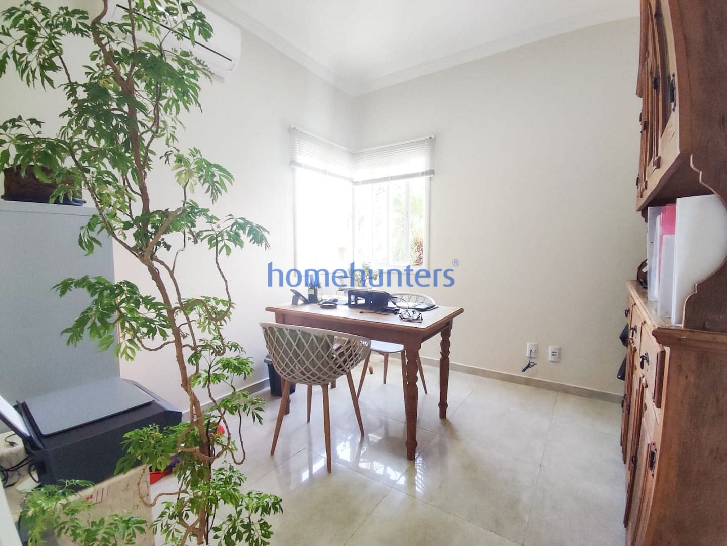 Casa à venda com 4 quartos, 320m² - Foto 4