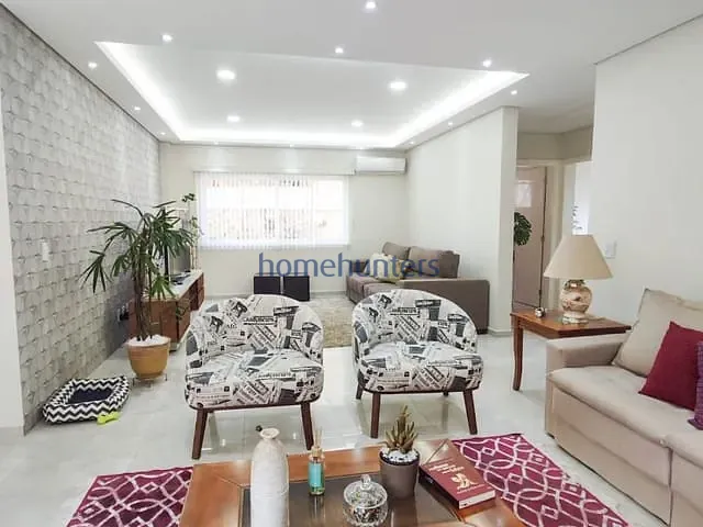 Casa com 360m² 4 quartos e 6 banheiros, à venda, no bairro Swiss Park em Campinas