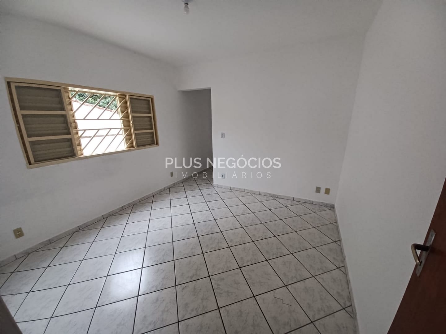 Casa à venda com 3 quartos, 110m² - Foto 6