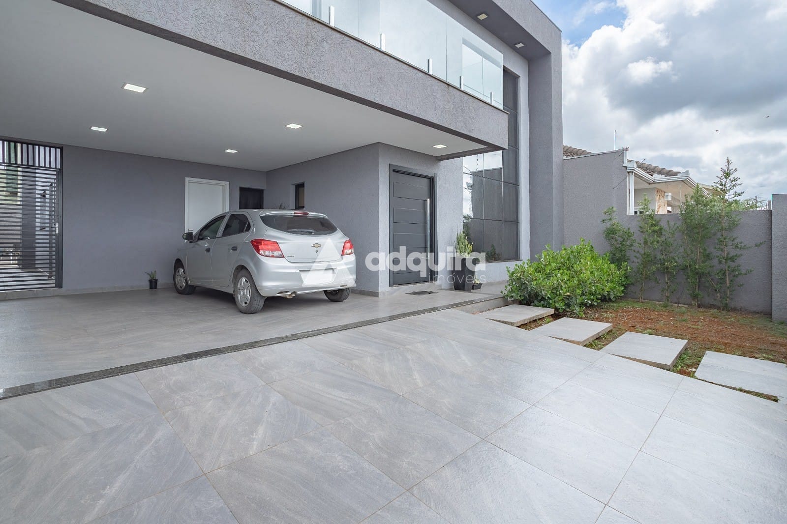 Sobrado, 4 quartos, 242 m² - Foto 2