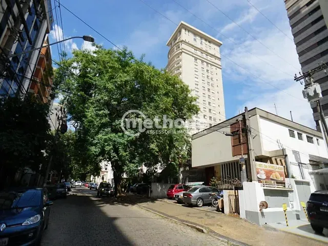 Casa com 448m² 4 quartos e 3 banheiros, à venda ou para alugar, no bairro Cambuí em Campinas
