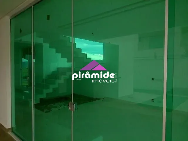 Casa com 500m² 5 quartos e 3 banheiros, à venda, no bairro Urbanova em São José dos Campos