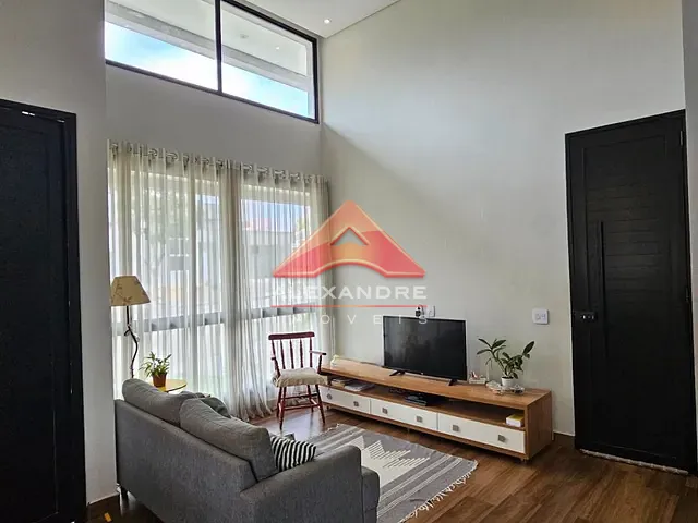 Casa com 400m² 4 quartos e 2 banheiros, à venda, no bairro Condomínio Terras do Vale em Caçapava