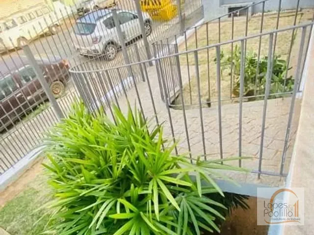 Casa com 481m² 3 quartos e 2 banheiros, à venda, no bairro Atibaia Jardim em Atibaia