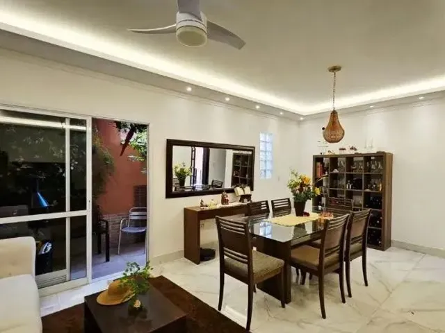Casa com 250m² 3 quartos e 1 banheiro, à venda, no bairro Urbanova em São José Dos Campos