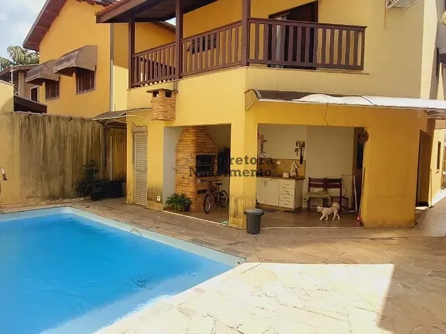 Casa com 250m², à venda, no bairro Jardim Terras de Sao Joao em Jacareí