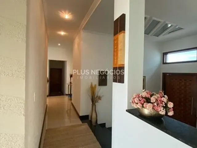 Casa com 1280m² 4 quartos e 5 banheiros, à venda, no bairro Jardim Ibiti do Paço em Sorocaba