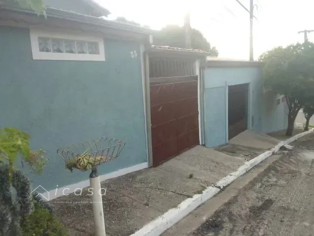 Casa com 297m² 7 quartos e 3 banheiros, à venda, no bairro Vila Menino Jesus em Caçapava