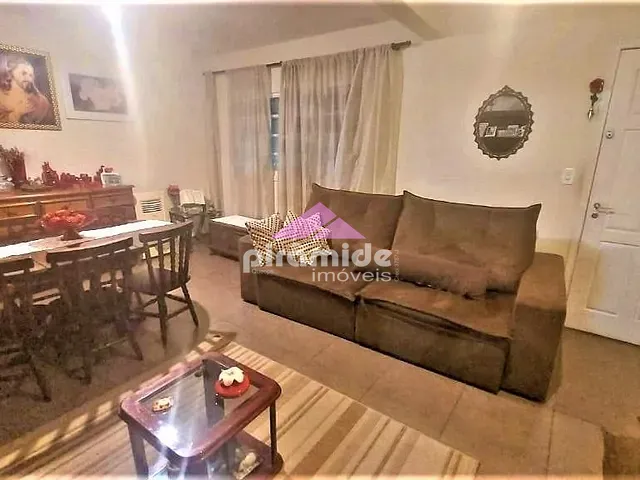 Casa com 150m² 2 quartos e 2 banheiros, à venda, no bairro Jardim das Indústrias em São José dos Campos