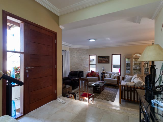 Foto do Casa - Casa no condomínio Solar Das Palmeiras para venda com 3 quartos, sendo 3 suítes, 240m² | Lares e Andares Imóveis