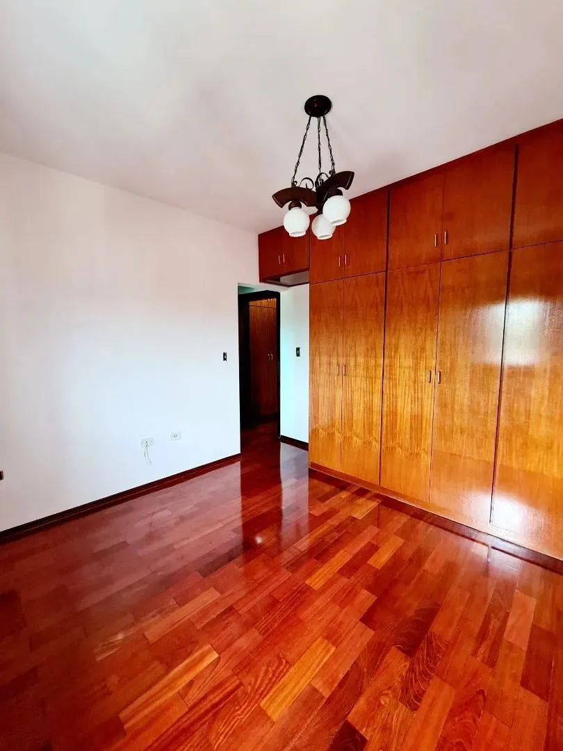 Casa, 4 quartos, 246 m² - Foto 13