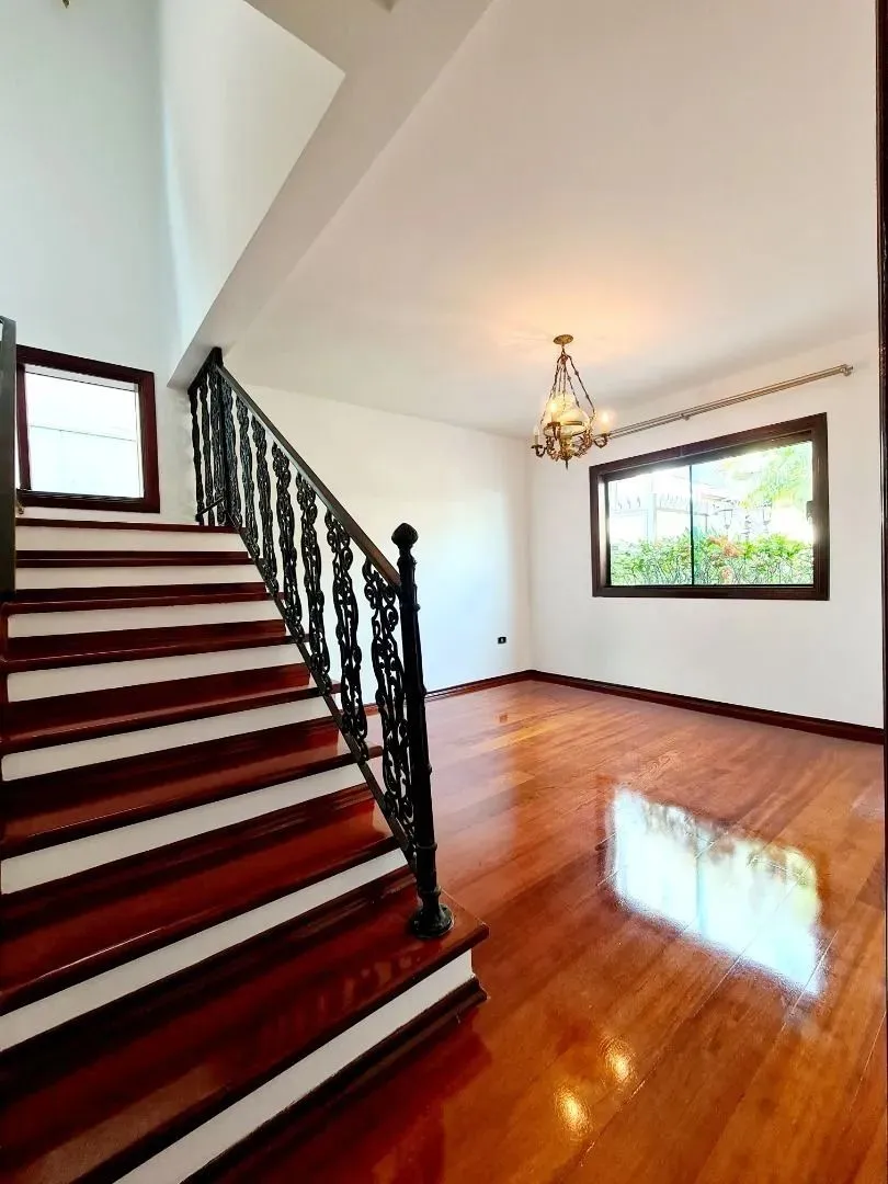 Casa, 4 quartos, 246 m² - Foto 5