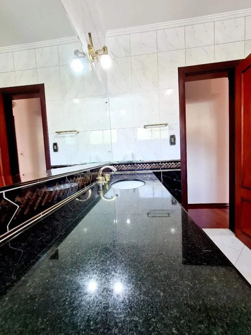 Casa, 4 quartos, 246 m² - Foto 22