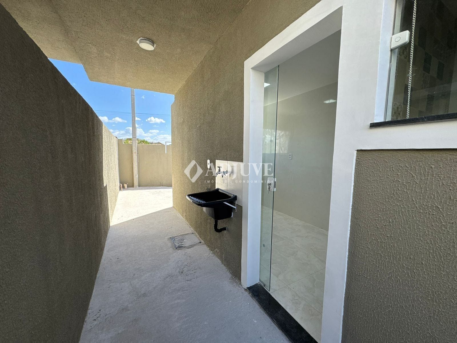 Casa à venda com 2 quartos, 65m² - Foto 10
