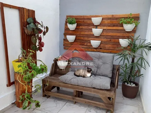 Casa com 184m² 4 quartos e 2 banheiros, à venda, no bairro Jardim das Flores em São José dos Campos