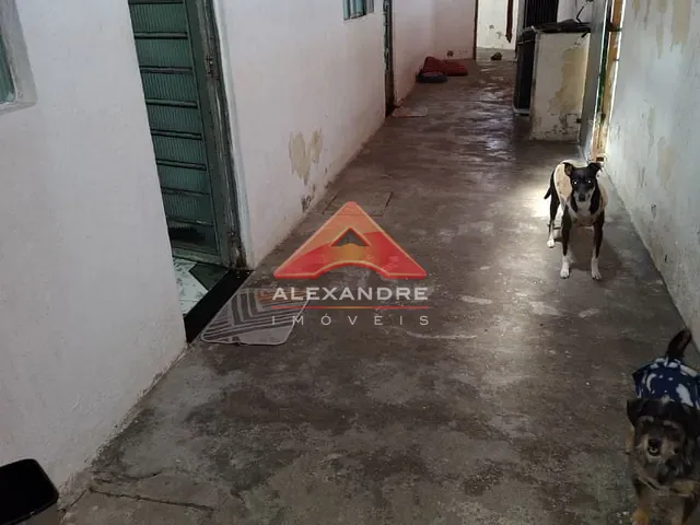 Casa com 141m² 2 quartos e 2 banheiros, à venda, no bairro Conjunto Residencial Galo Branco em São José dos Campos