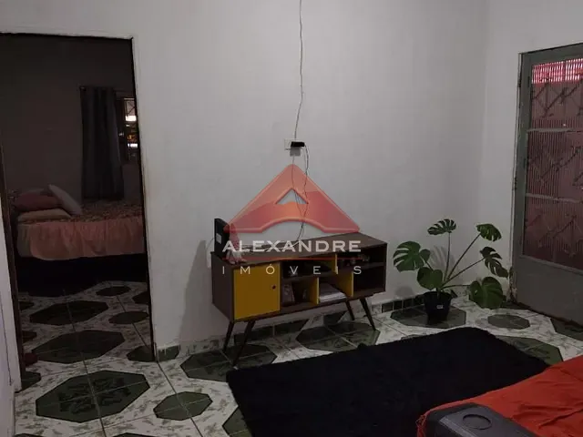 Casa com 141m² 2 quartos e 2 banheiros, à venda, no bairro Conjunto Residencial Galo Branco em São José dos Campos