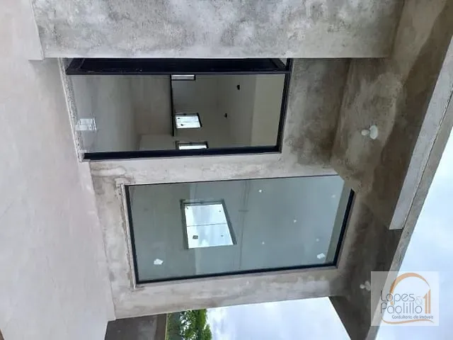 Casa com 389m² 3 quartos e 2 banheiros, à venda, no bairro Serras de Atibaia 1 em Atibaia