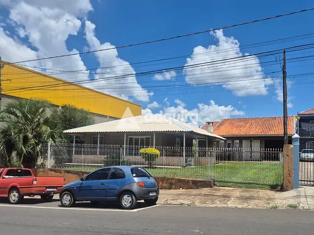 Casa com 660m², à venda, no bairro Orfãs em Ponta Grossa
