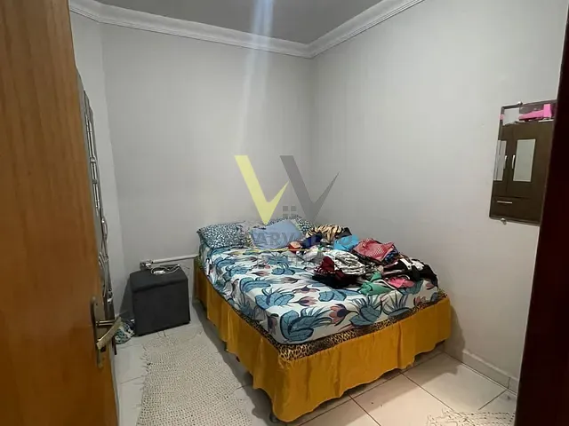 Casa com 150m² 3 quartos e 2 banheiros, à venda, no bairro Residencial Florença em Anápolis