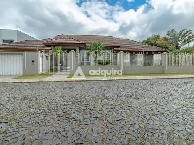 Casa com 990m² 3 quartos e 4 banheiros, à venda, no bairro Jardim Carvalho em Ponta Grossa