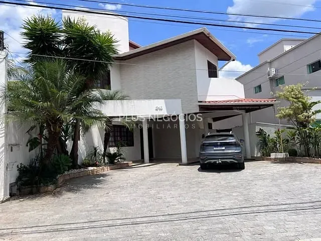 Casa, 4 quartos, 250 m² - Foto 1