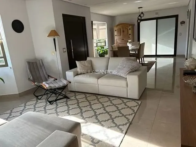 Casa com 1500m² 3 quartos e 3 banheiros, à venda, no bairro Parque Village Castelo em Itu