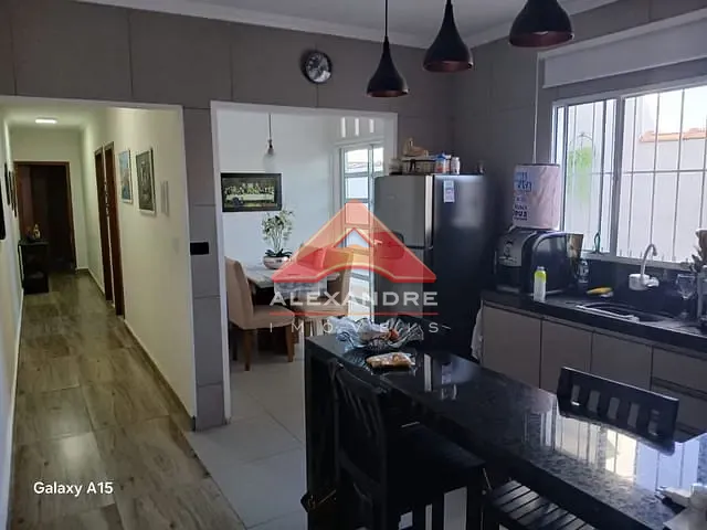 Casa 2 quartos e 1 banheiro, à venda, no bairro Jardim Paulista em São José dos Campos
