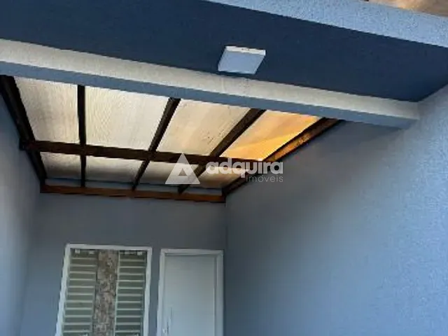Casa 2 quartos e 1 banheiro, à venda, no bairro Uvaranas em Ponta Grossa