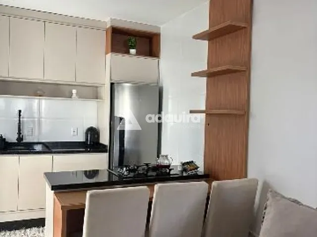 Casa 2 quartos e 1 banheiro, à venda, no bairro Uvaranas em Ponta Grossa
