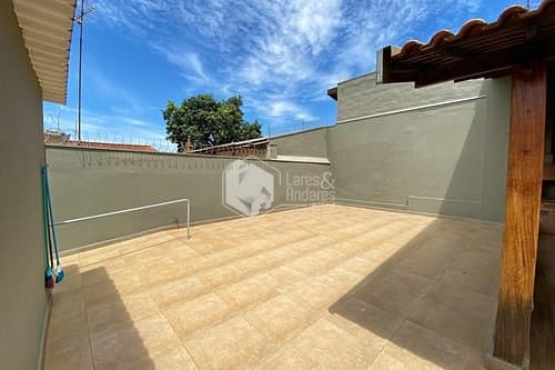 Casa à venda com 4 quartos, 291m² - Foto 12