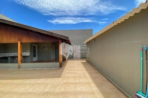 Casa à venda com 4 quartos, 291m² - Foto 20