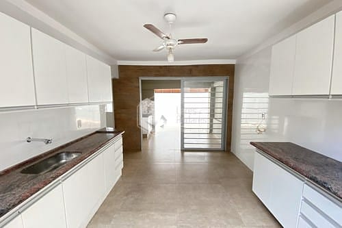 Casa à venda com 4 quartos, 291m² - Foto 24