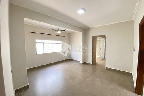 Casa à venda com 4 quartos, 291m² - Foto 27