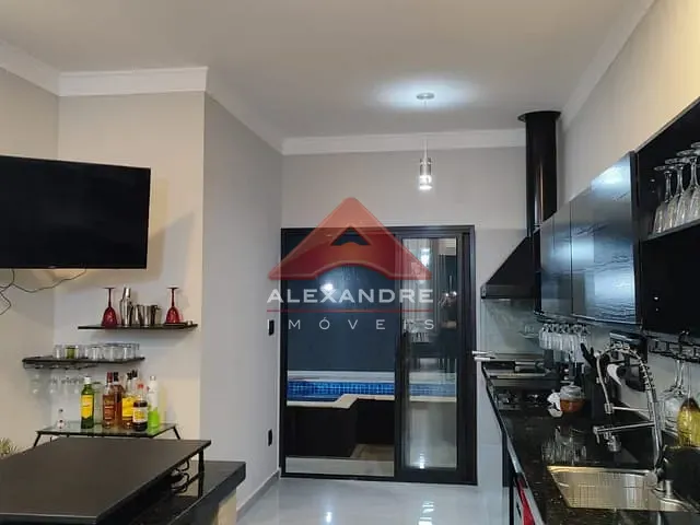 Casa com 251m² 3 quartos e 2 banheiros, à venda, no bairro Residencial Alta Vista 2 em Caçapava