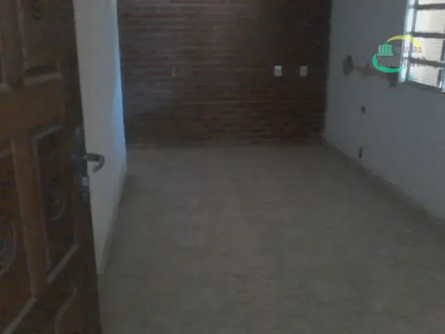 Casa com 200m² 3 quartos e 2 banheiros, à venda, no bairro Parque Floresta em Campinas